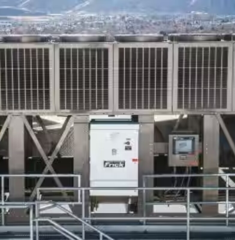 Thermosyphon cooling towers with hail guards