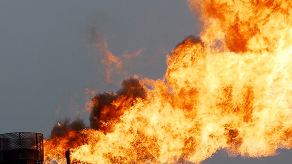 Oil rig platform flare stack flame detection