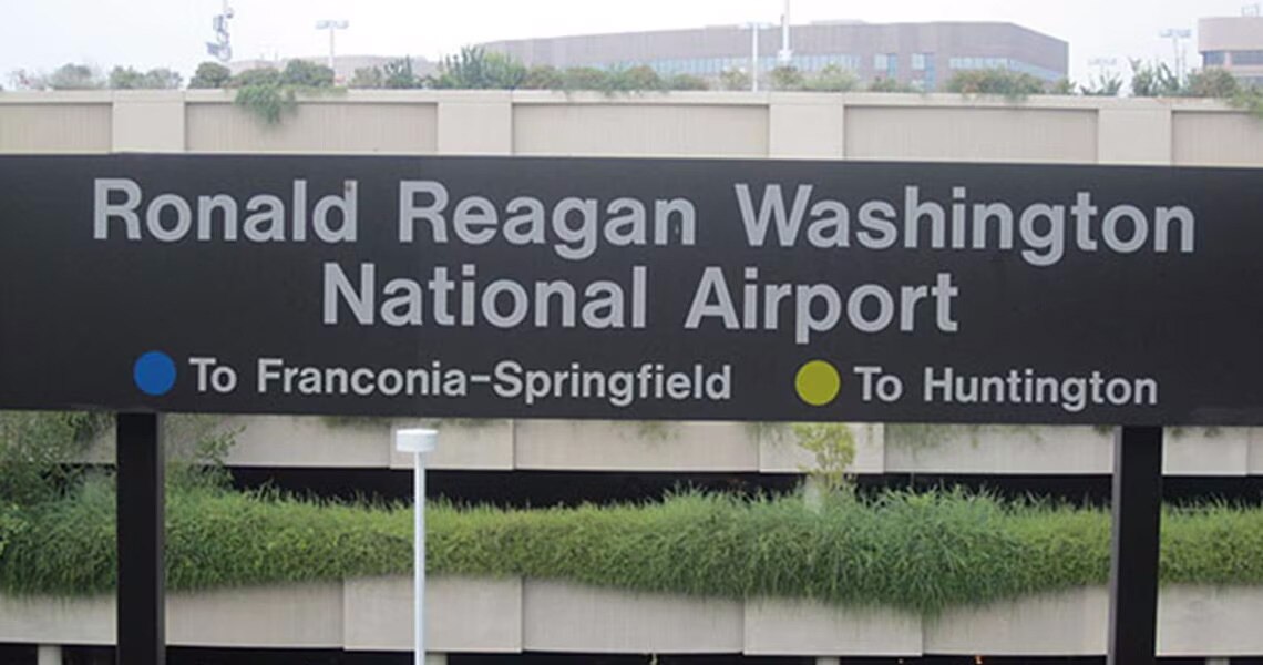 Board with text 'Ronald Reagan Washington National Airport