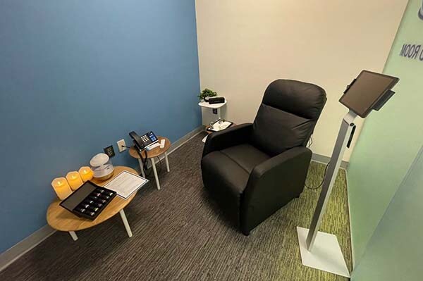 Pictured is the Mind Room, a sound-proof quiet room for Johnson Controls employees in Monterrey, México. The room is a dedicated space for employees to relax and recharge and was designed to support all employees, including those with visible and invisible disabilities, such as neurodiversity and neurological conditions.