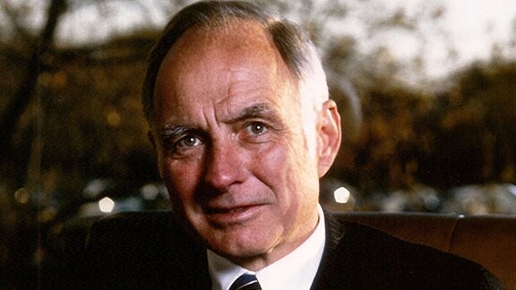 Fred Brengel, CEO of Johnson Controls from 1967 to 1988