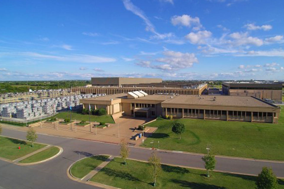 Aerial view of a Johnson Controls facility in Norman, Oklahoma